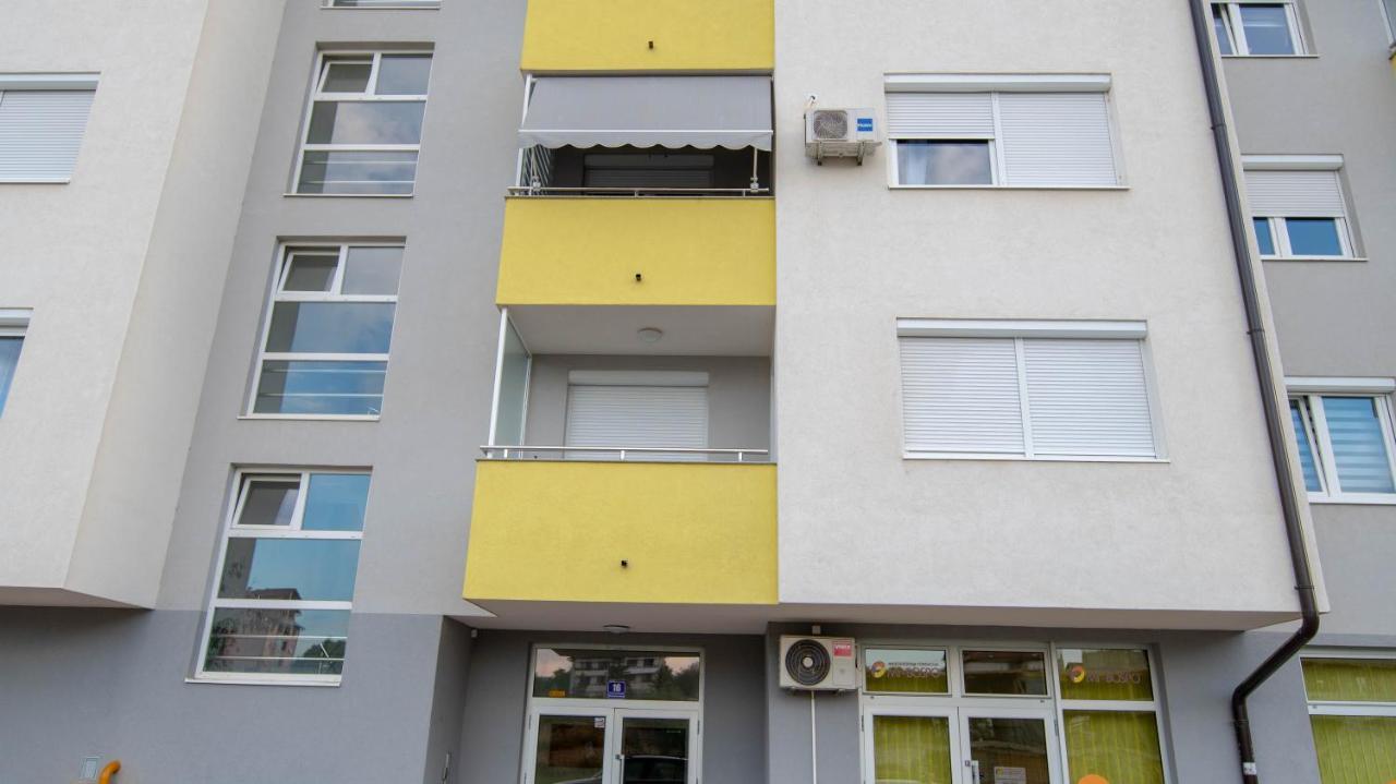Athena Apartman Lukavica エクステリア 写真